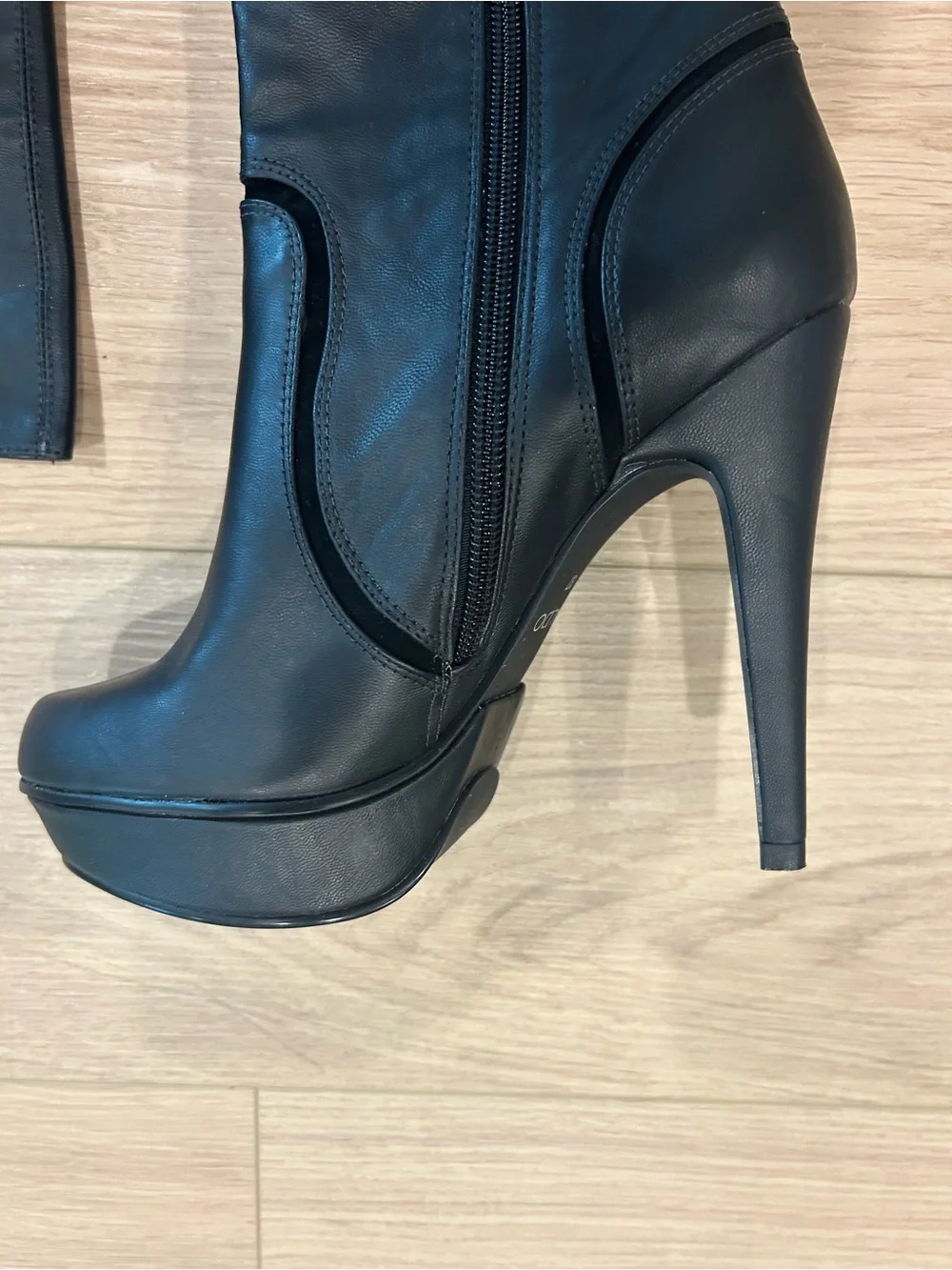 Aldo Black Over‑the‑Knee Platform Stiletto Boots • Size 6.5 👢🖤
